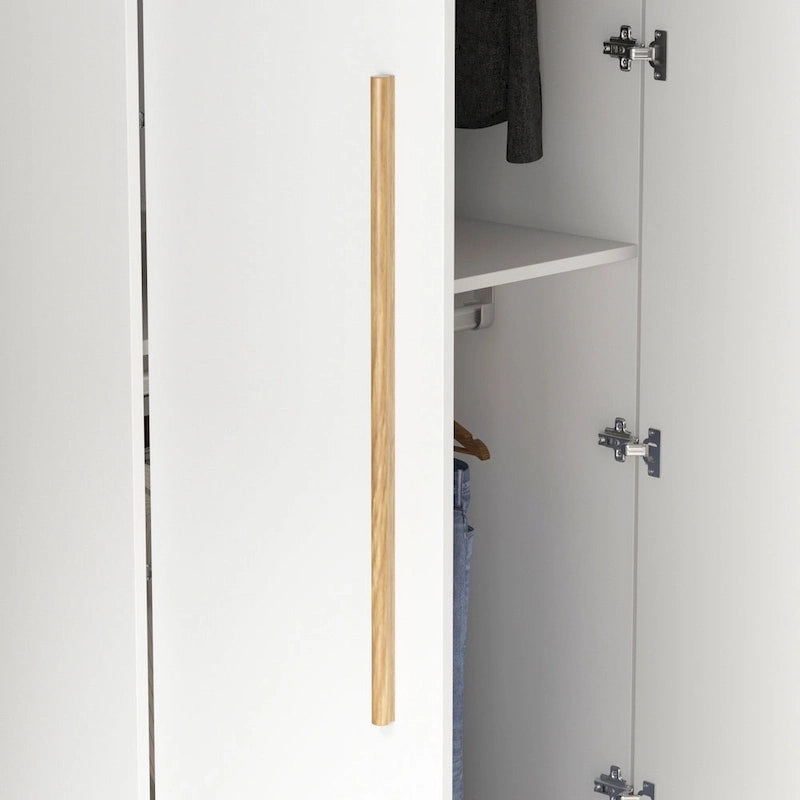 Armoire moderne autonome avec étagères et penderie